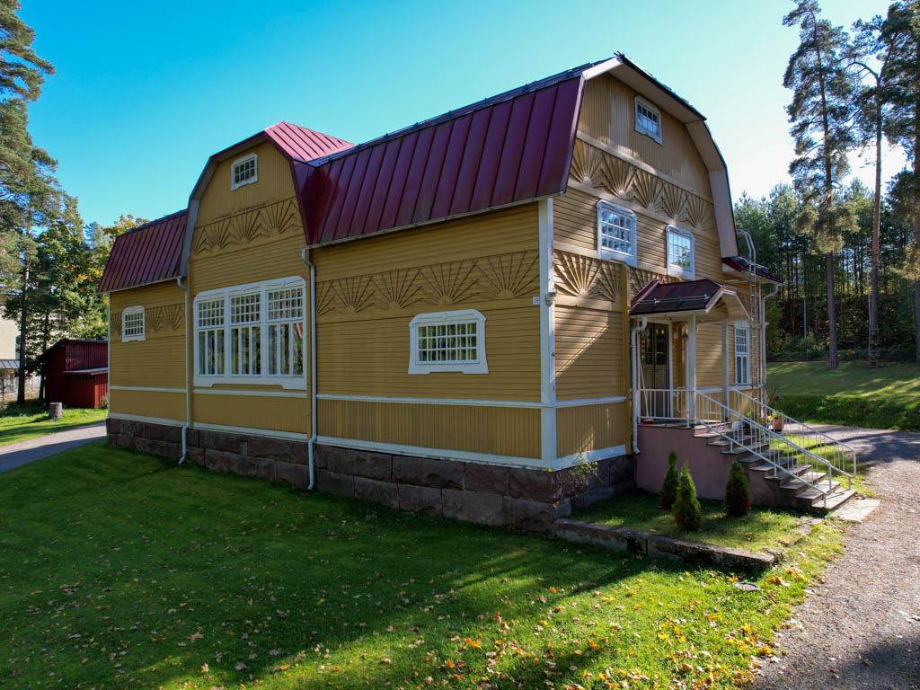 Åsvallas fasad